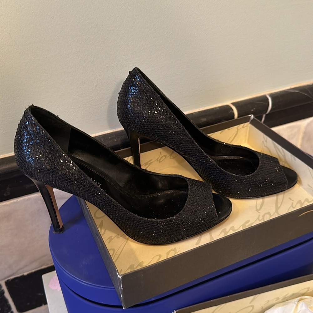 Sparkling Pumps - image 2